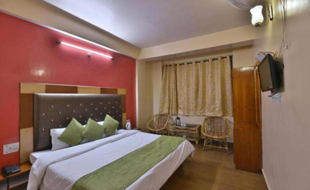 Harmony Purple Mall Road Hotel Shimla Exterior photo
